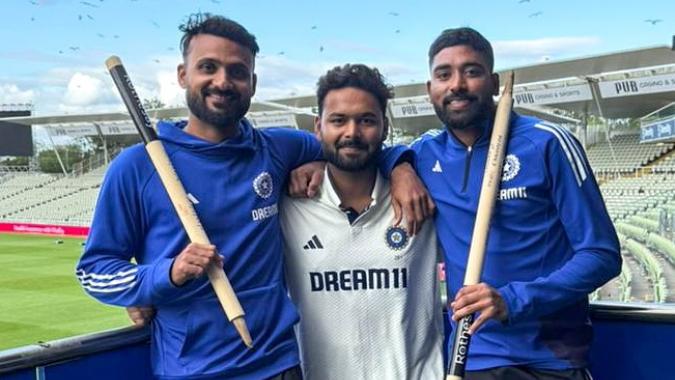 Rishabh Pant Biography in Hindi
